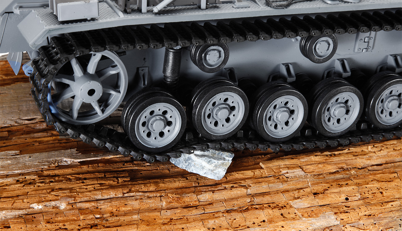Amewi RC Panzer Sturmgeschtz III Control Edition 1:16 schussfhig RTR grau Bild 3