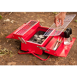 Werkzeugkasten-Grill Metall rot inkl. Grillrost und Kohlebehlter
