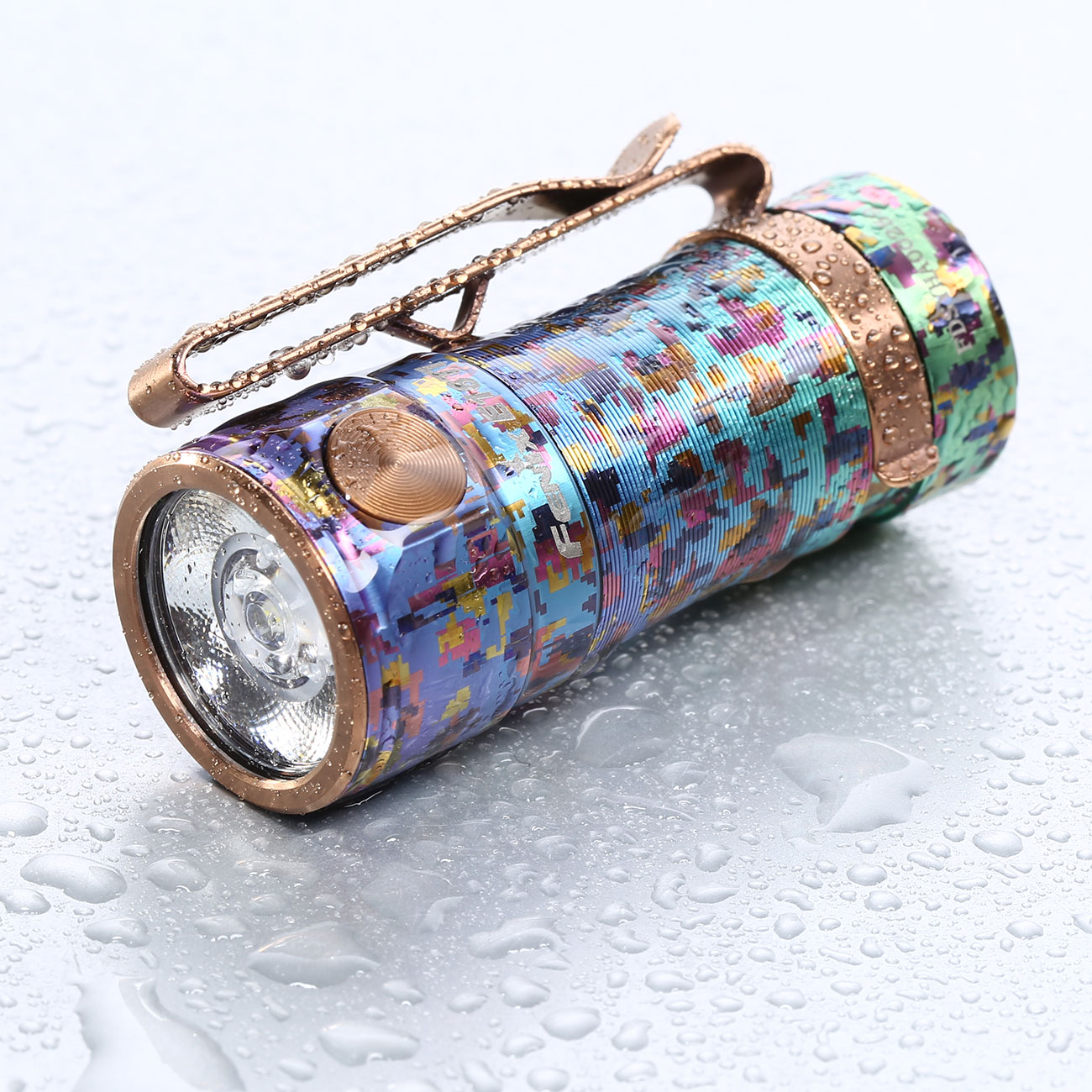 Fenix LED Taschenlampe E16 Ti Titan 650 Lumen galaxy blue Bild 1