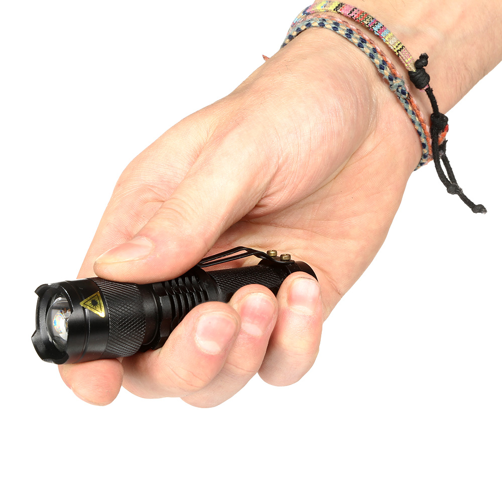 CI LED Taschenlampe Tactical Pocket Tracer 160 Lumen  inkl. Gürtelclip Bild 5