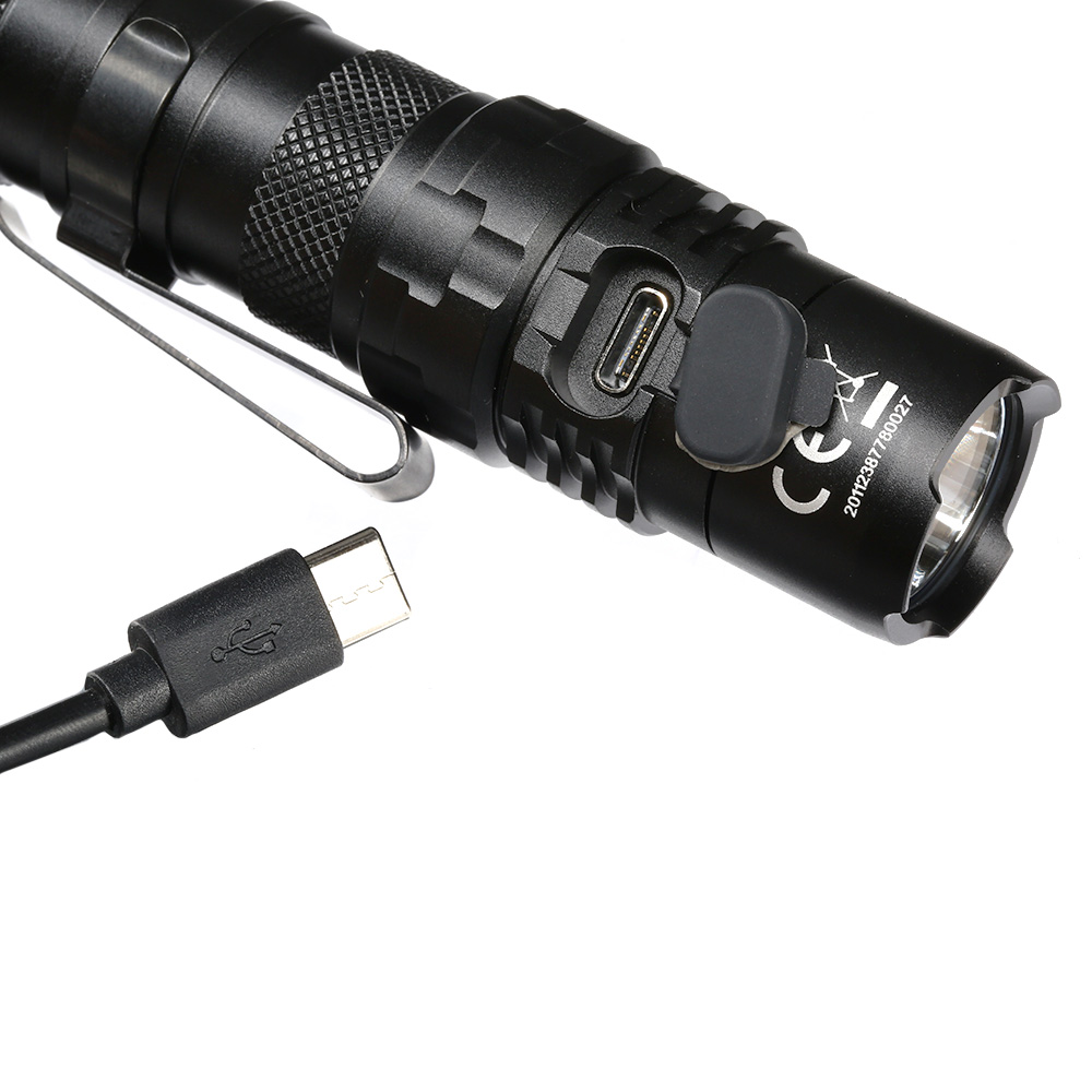 Nitecore LED-Lampe P10i 1800 Lumen schwarz inkl. Tactical Holster Bild 1