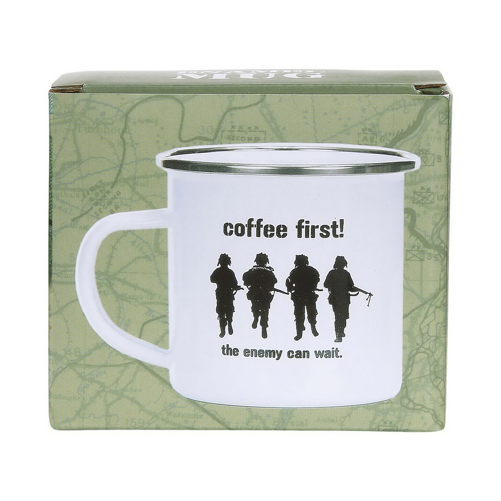 Fostex Becher Emaille 300ml oliv bedruckt Coffee First, the enemy can wait Bild 1
