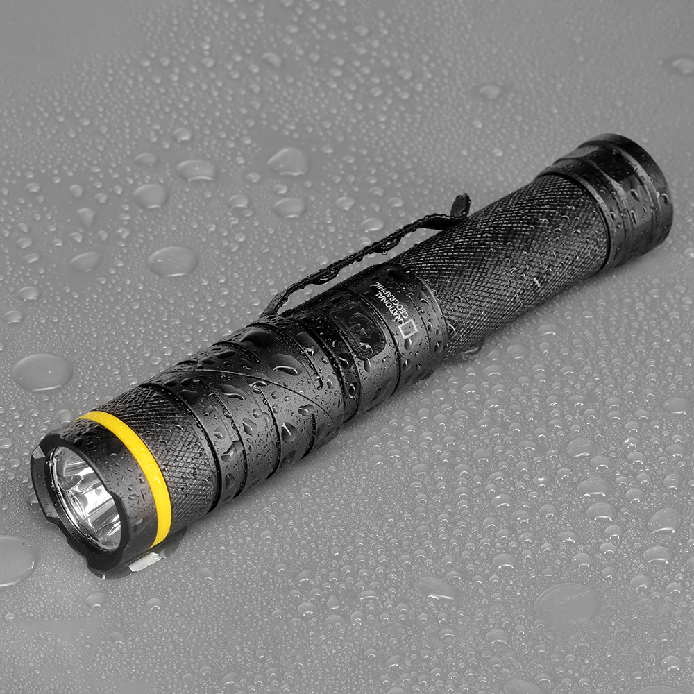 National Geographic LED-Taschenlampe Iluminos 800 Lumen schwarz Bild 1