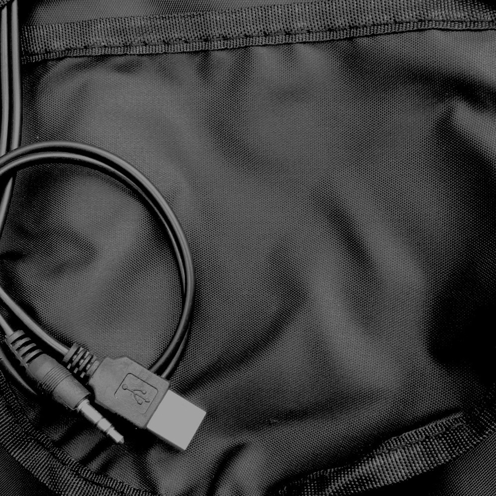 CI Rucksack Provider mit USB-Anschluss oliv 40 Liter Bild 1