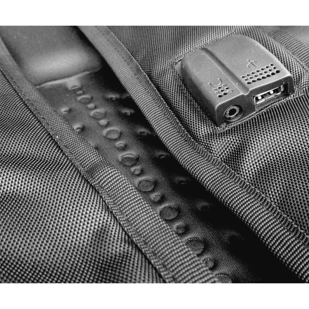 CI Rucksack Provider mit USB-Anschluss schwarz 40 Liter Bild 1