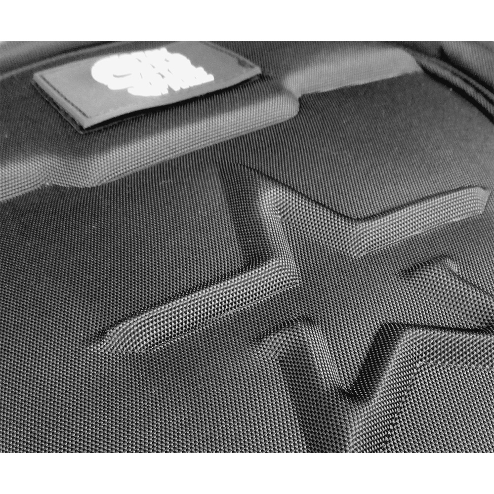 CI Rucksack Provider mit USB-Anschluss schwarz 40 Liter Bild 1