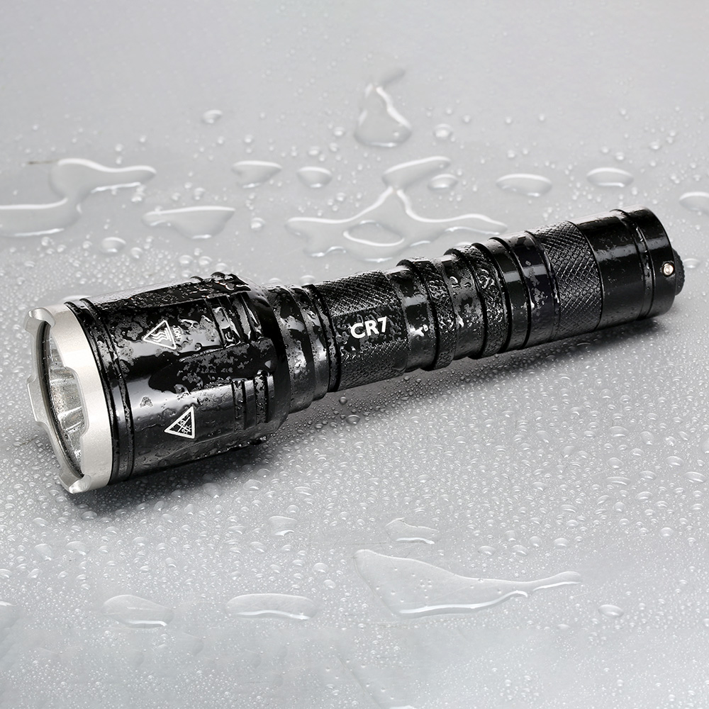 Nitecore LED-Taschenlampe CR7 Chameleon 2500 Lumen inkl. Akku, Holster und Lanyard schwarz Bild 1