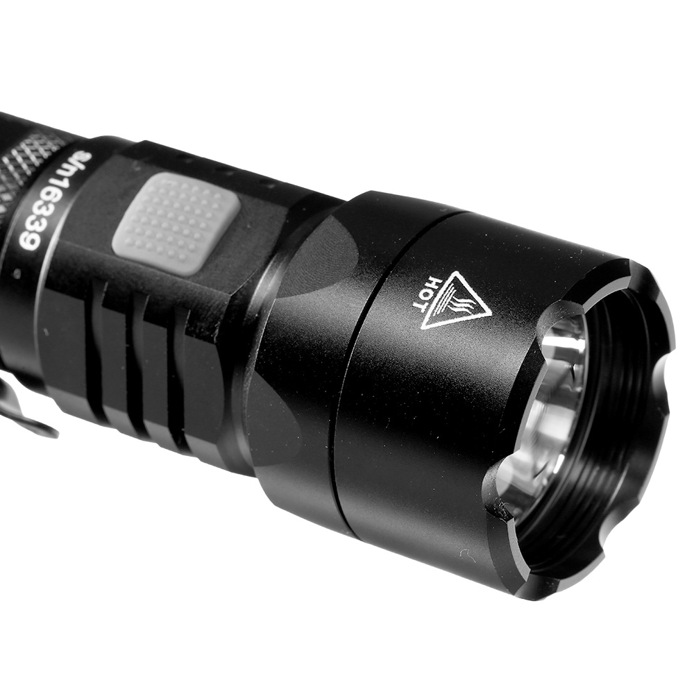 Mactronic LED Taschenlampe Black Eye 1100 Lumen schwarz inkl. Akku, Ladekabel, Handschlaufe, Grtelclip und Nylonholster Bild 8