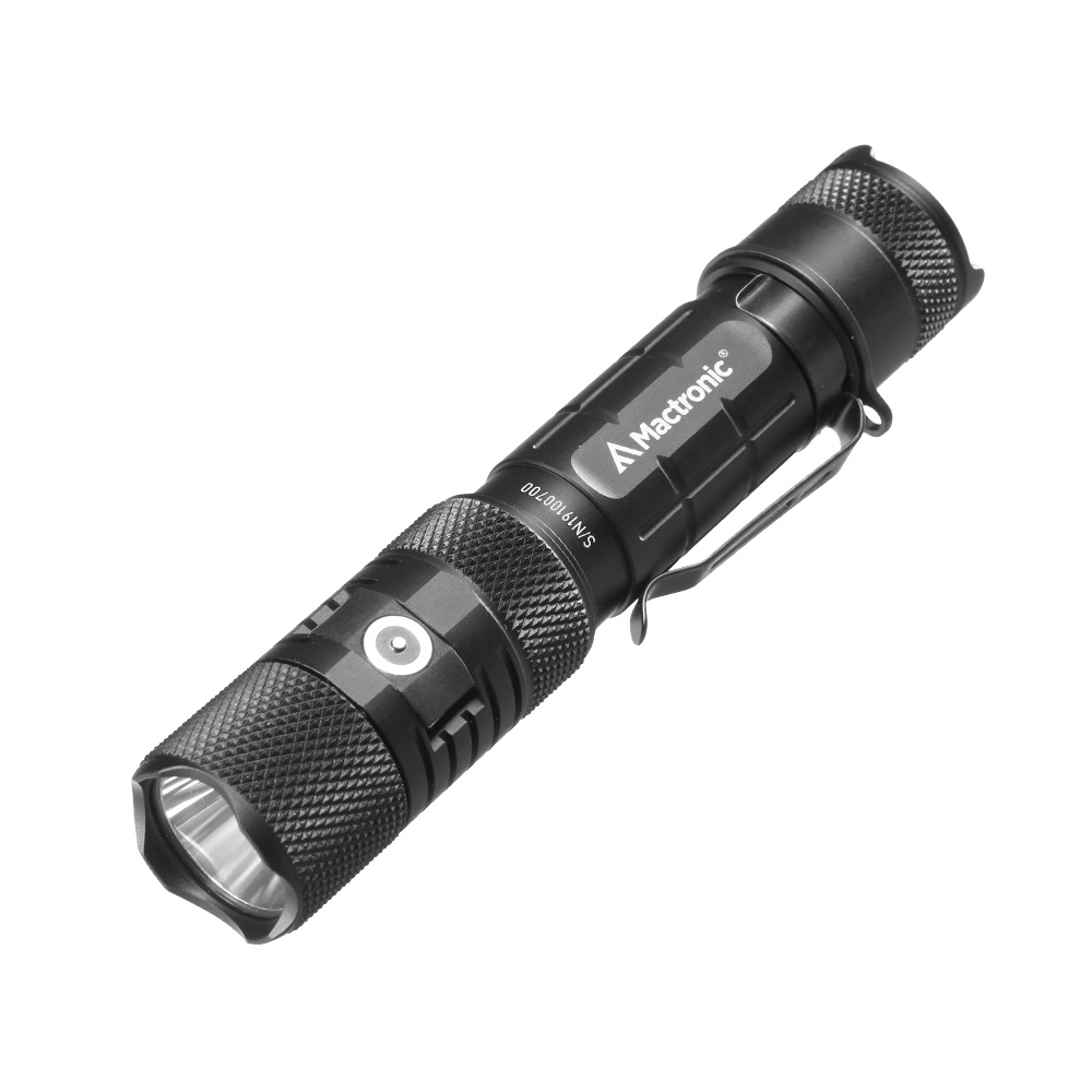 Mactronic LED Taschenlampe T-Force HP 1800 Lumen schwarz inkl. Ladekabel, 3 x Farbfilter, Kabelschalter und Lanyard