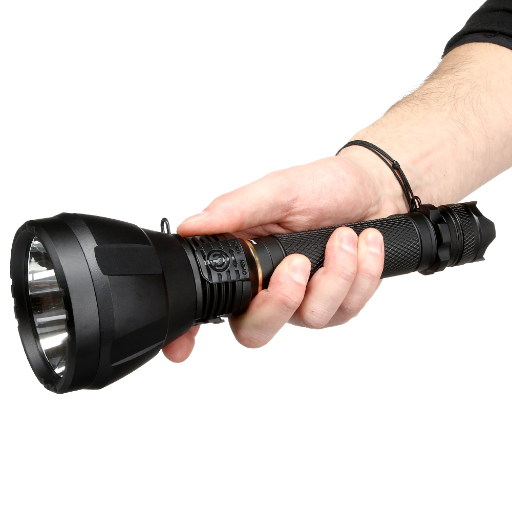 Mactronic LED Taschenlampe Blitz LR11 1100 Lumen schwarz inkl. Akku, Transportkoffer, Tragegurt und Ladegert Bild 10