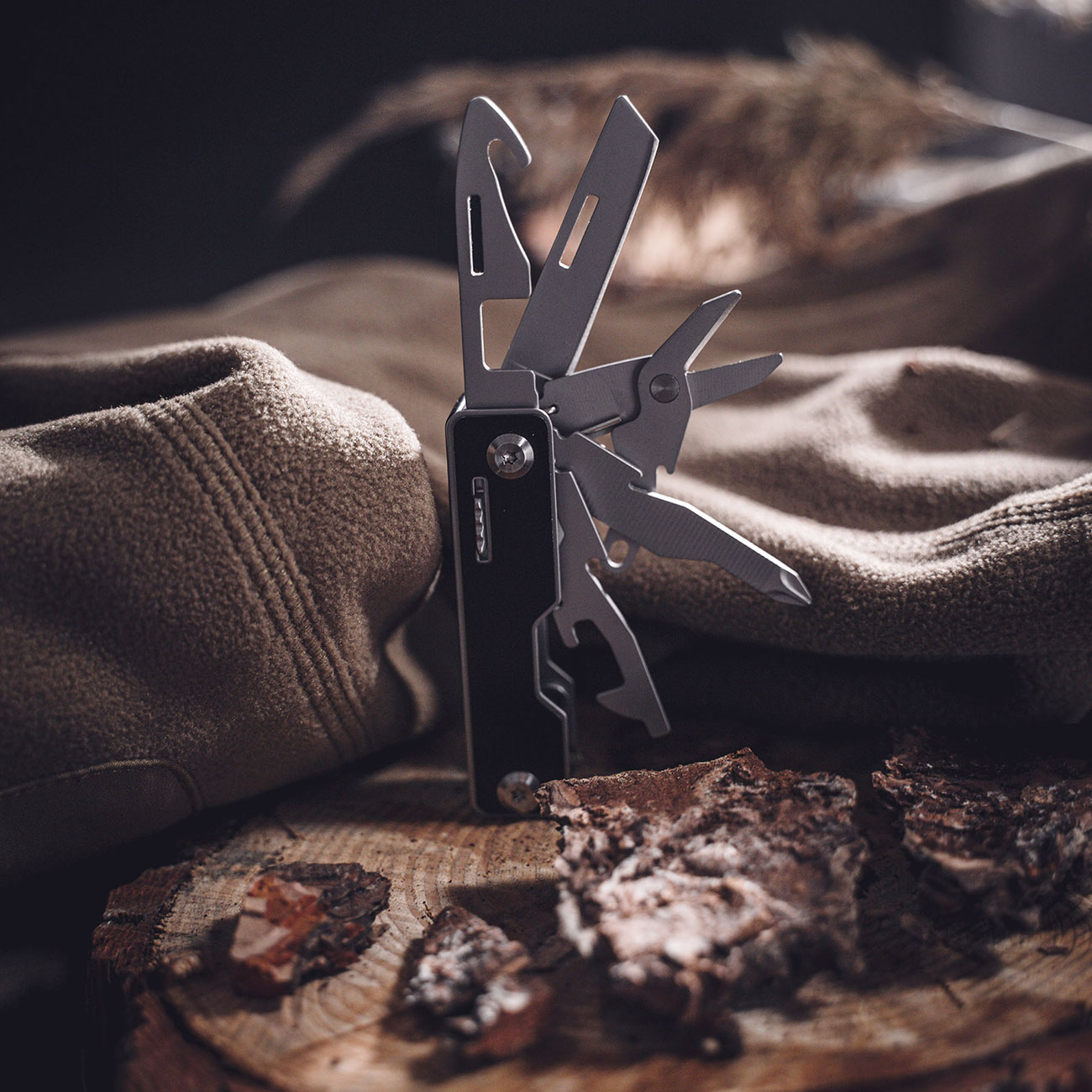 Tac Maven Multitool Dagmar schwarz/silber inkl. Grteltasche Bild 8