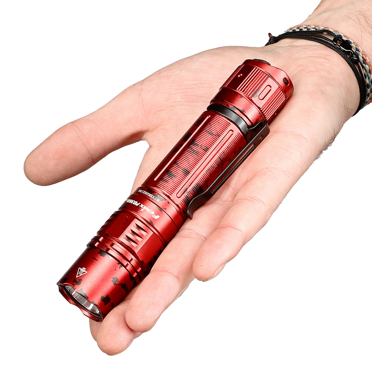 Fenix LED-Taschenlampe PD36R Pro 2800 Lumen red camouflage inkl. USB-C Ladekabel, Lanyard, Grtelclip & Nylonholster Bild 3