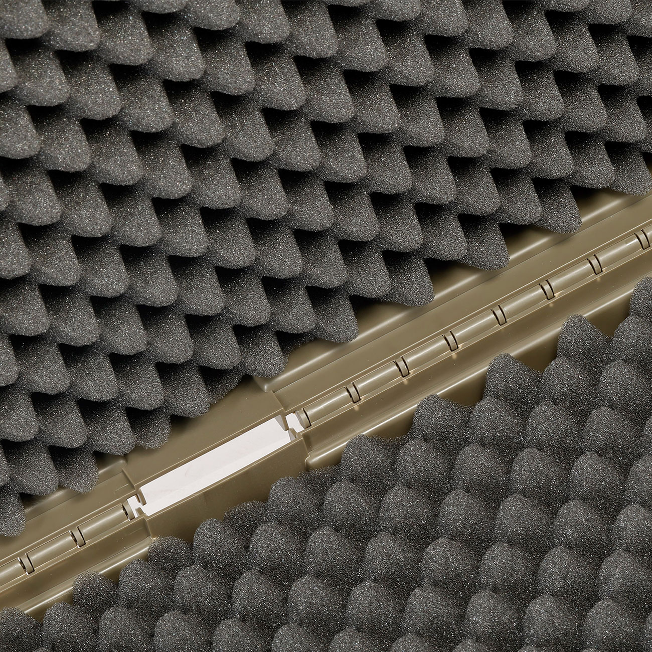 ASG / Strike Systems Hard Case Waffenkoffer 120 x 33 x 11,5 cm Waben-Schaumstoff oliv Bild 6