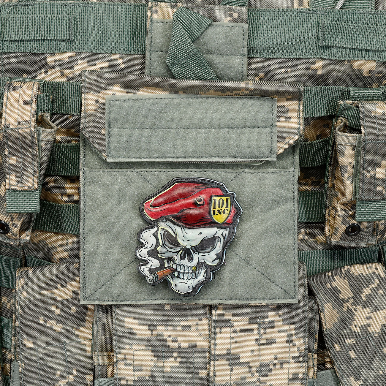 101INC Skull Patch Red Beret Bild 3