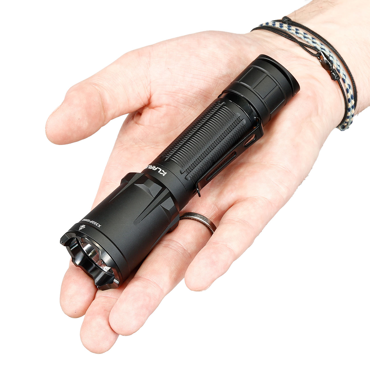 Klarus taktische LED-Taschenlampe XT11GT Pro wasserdicht inkl. Holster, Umh�ngeband und Ladekabel 3300 Lumen schwarz Bild 7