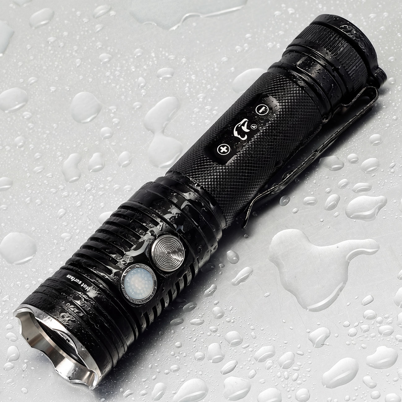 Eagtac LED-Taschenlampe TX3V MKII 3650 Lumen 10 Leuchtmodi inkl. Strobe wiederaufladbar Powerbank-Funktion inkl. Holster Ladekab Bild 1