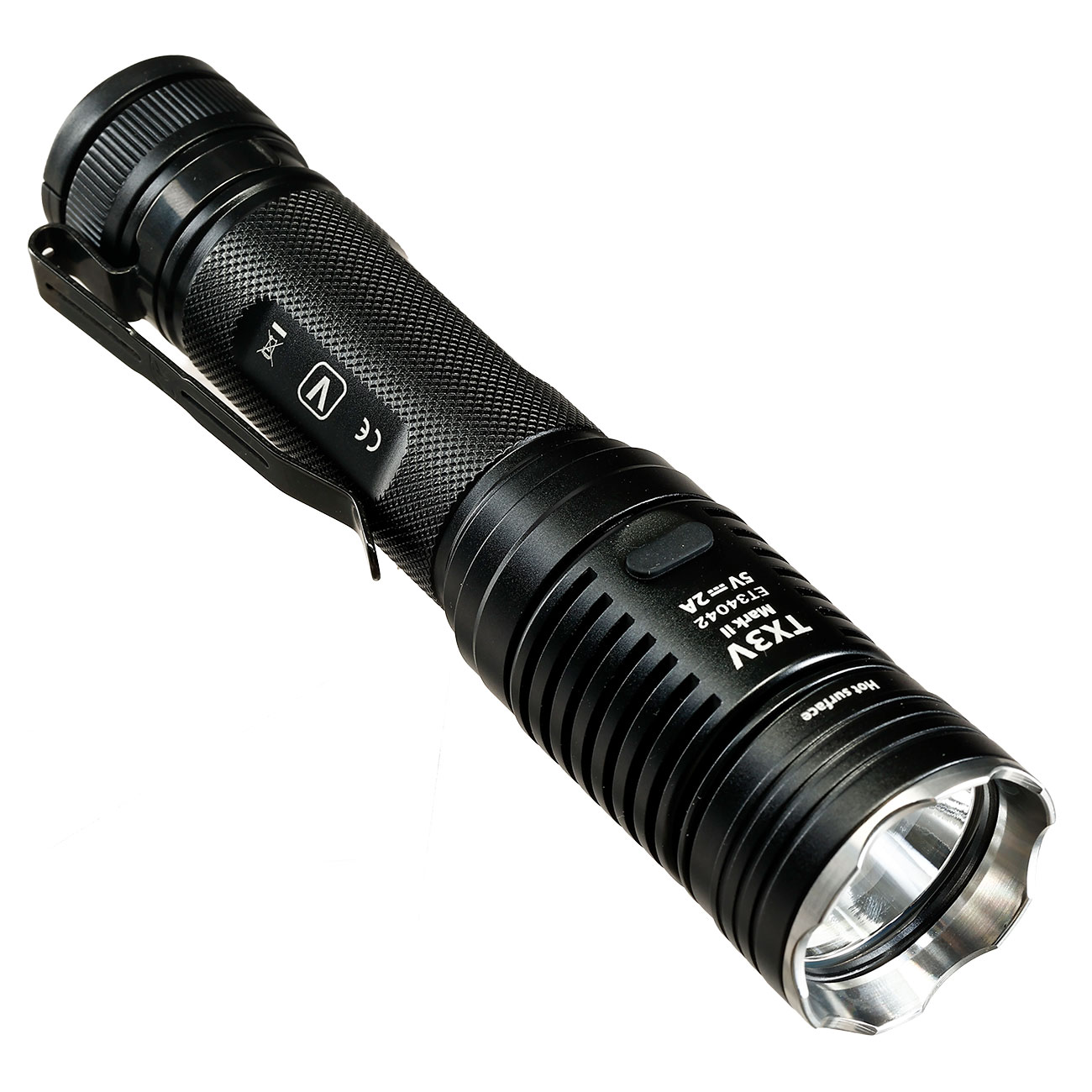 Eagtac LED-Taschenlampe TX3V MKII 3650 Lumen 10 Leuchtmodi inkl. Strobe wiederaufladbar Powerbank-Funktion inkl. Holster Ladekab Bild 2