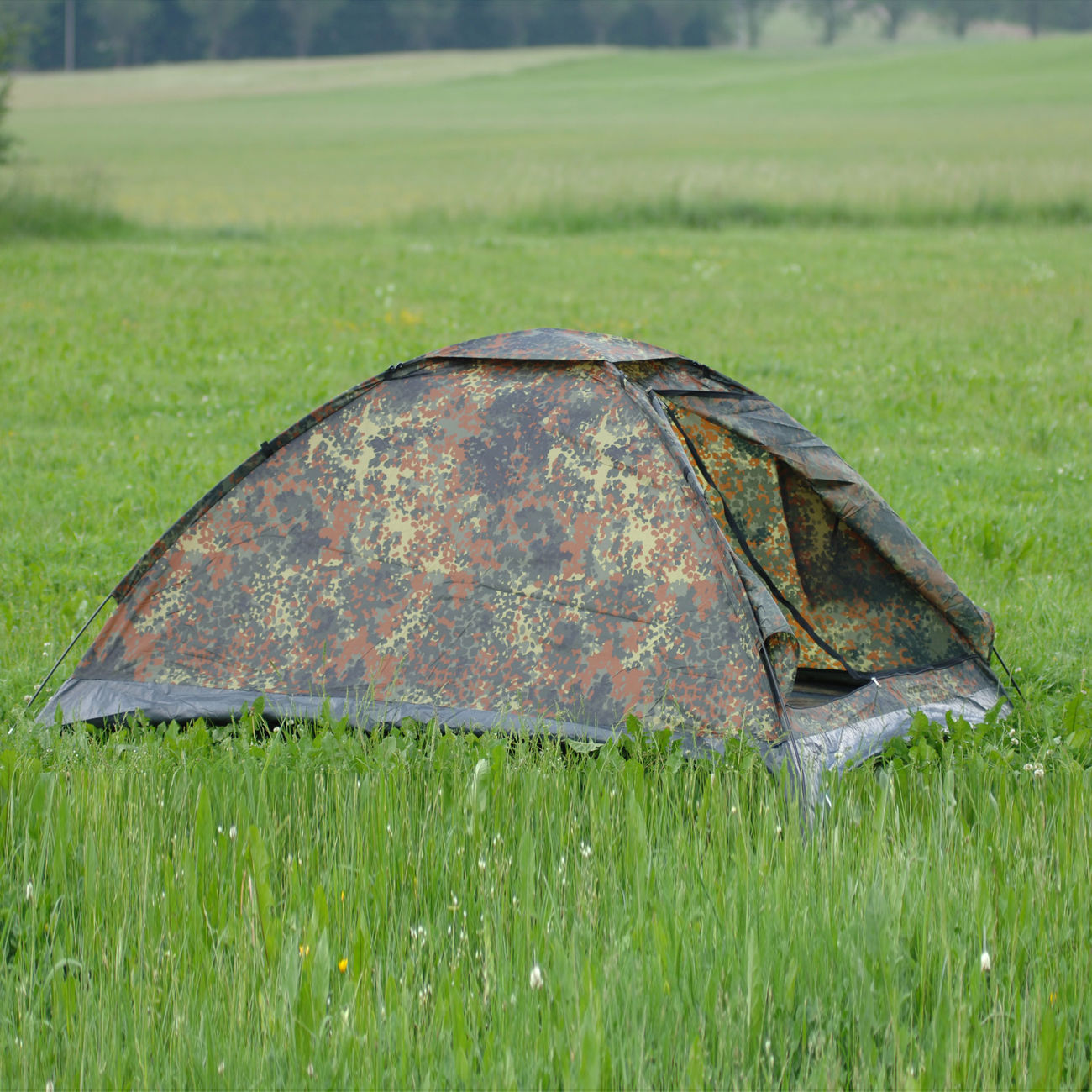 Mil-Tec Zelt Iglu Super fr 2 Personen flecktarn Bild 1