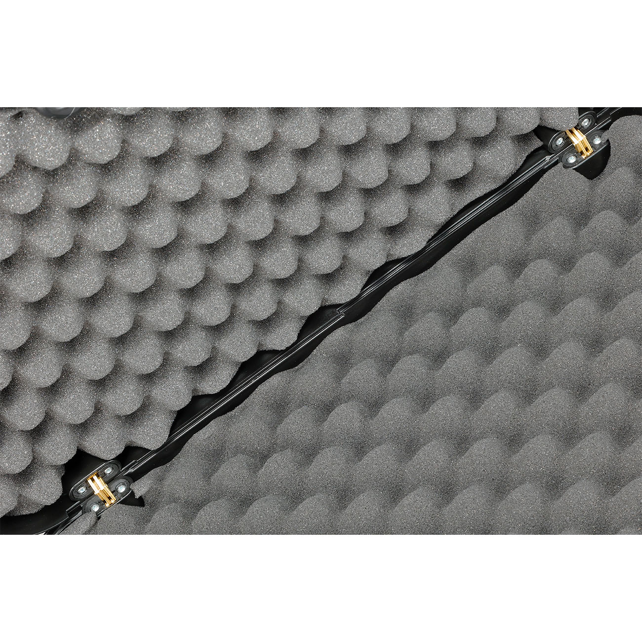Madbull Pistolenkoffer Deluxe 50 x 30,5 x 8,5cm mit Zahlenschloss schwarz Bild 6