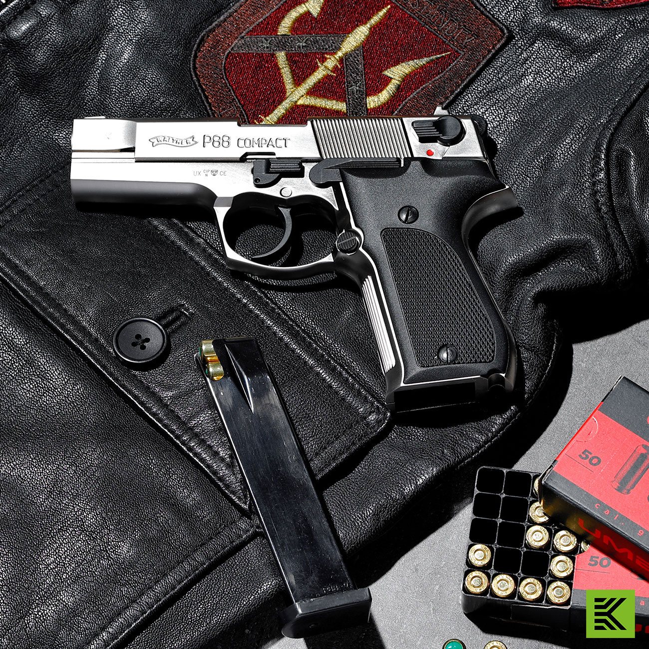 Walther P88 Schreckschuss Pistole 9mm P.A.K. bicolor/vernickelt Bild 1