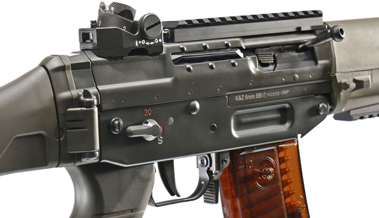 G&G 552 Vollmetall S-AEG 6mmBB oliv / schwarz Bild 8