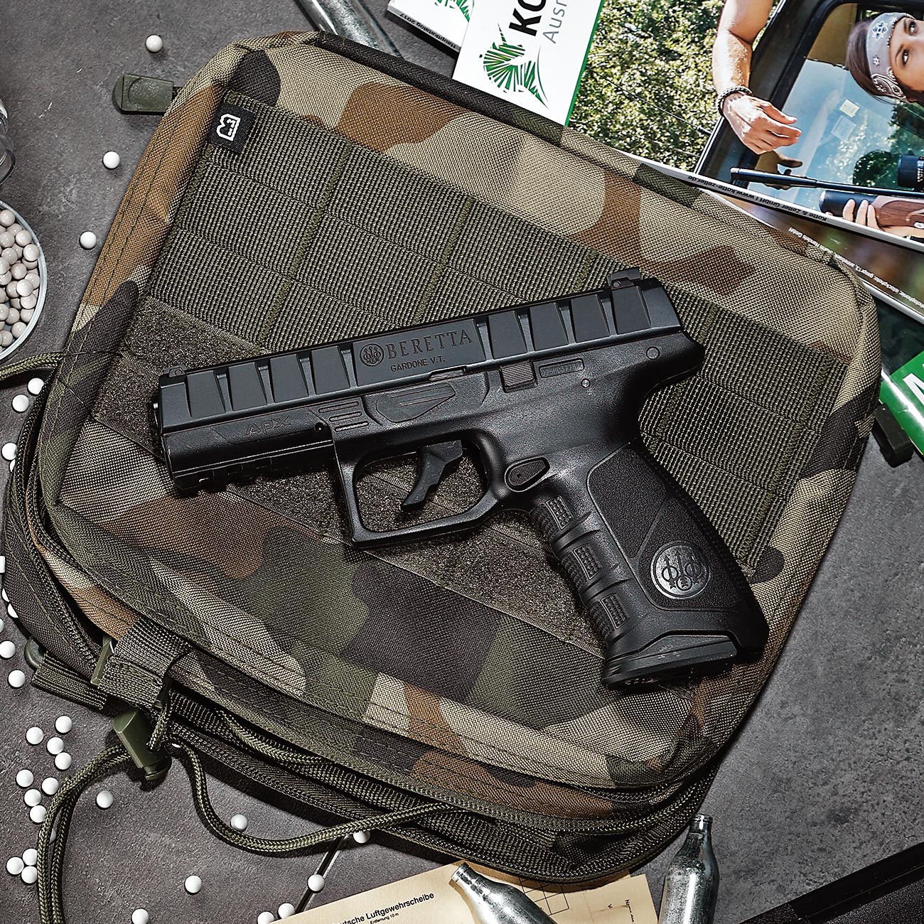 Beretta APX mit Metallschlitten CO2 BB 6mmBB schwarz Bild 1