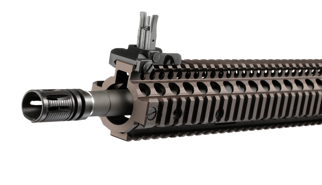 VFC Colt / Daniel Defense M4A1 RIS II Deluxe Vollmetall Gas-Blow-Back 6mm BB Dualtone Bild 6