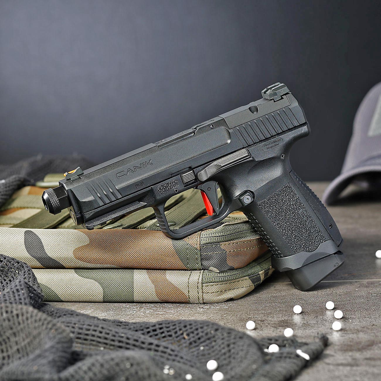 Cybergun / AWC CANiK TP9 Elite Combat mit Metallschlitten GBB 6mm BB schwarz Bild 1