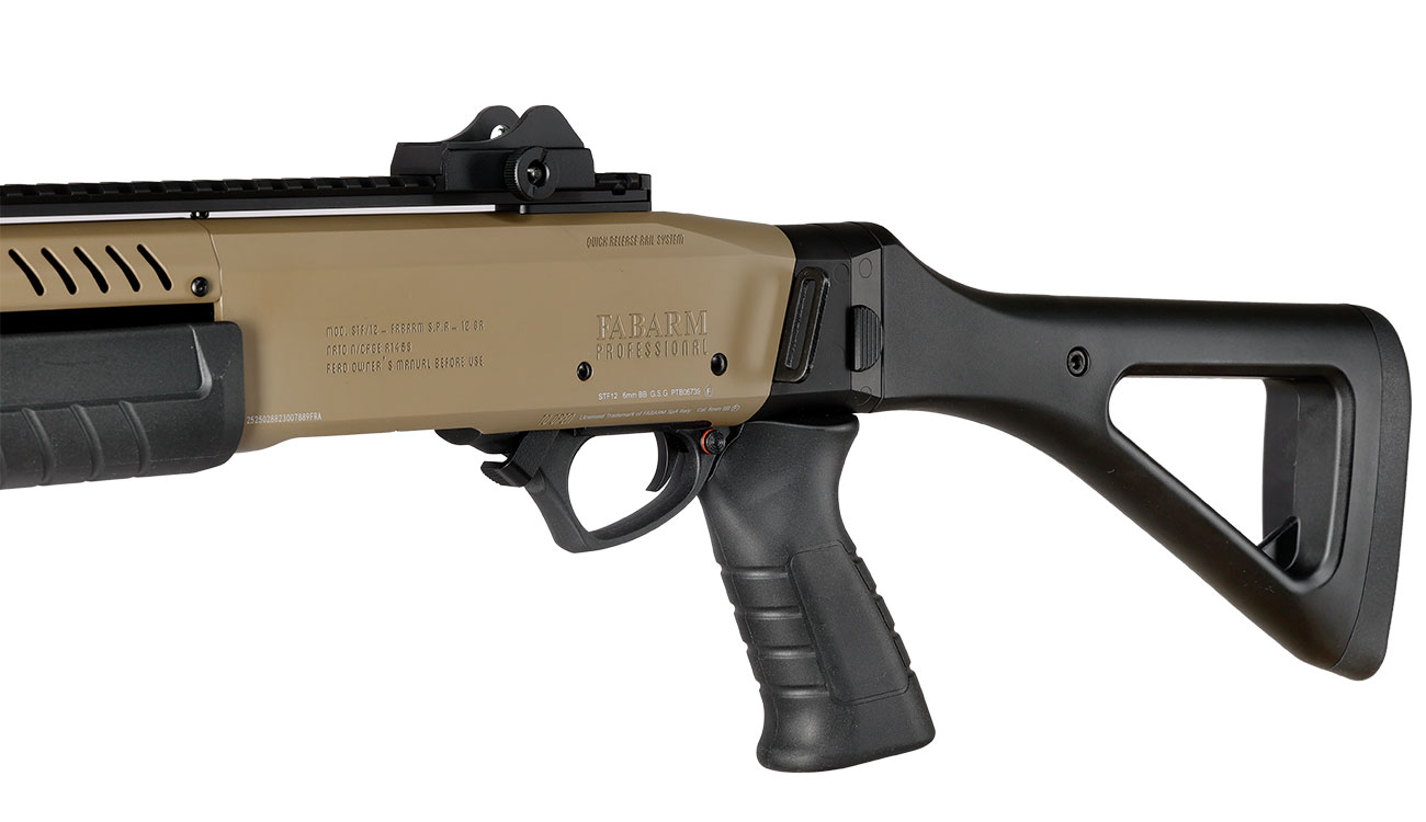 CYMA / BO Manufacture Fabarm STF12 Compact 11 Zoll Vollmetall Pump Action Gas Shotgun 6mm BB Flat Dark Earth Bild 9