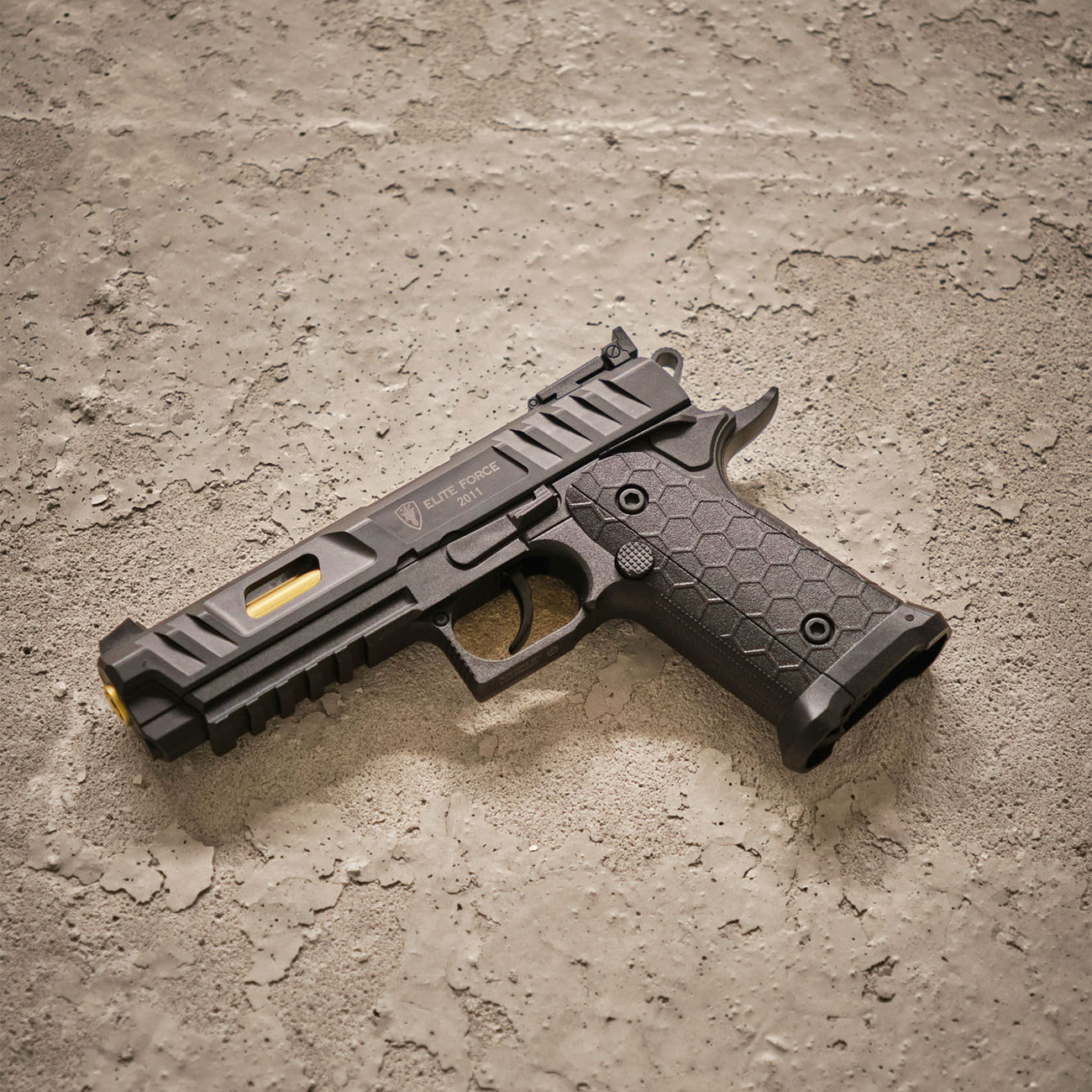 Elite Force 2011 Polymergeh�use CO2 NBB 6mm BB schwarz / gold Bild 1