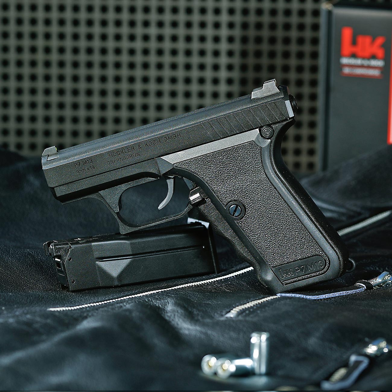 Heckler & Koch HK P7 M13 Airsoftpistole Vollmetall GBB 6mm BB schwarz Bild 1