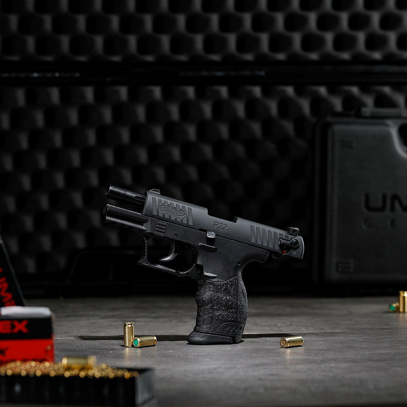 Walther P22Q Schreckschuss Pistole 9mm P.A.K. R2D-Kit inkl. Pfefferspray, Messer, Lampe, Waffenkoffer Bild 11