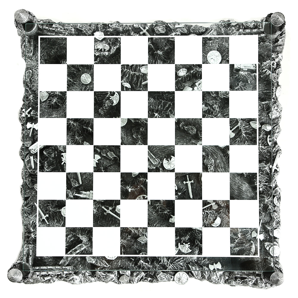 Ritter Zinnschachspiel mit Glasbrett und Diorama Bild 1