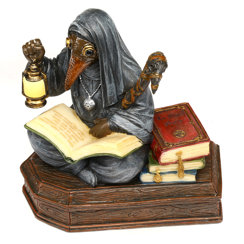Dekofigur Apothecarius Pestdoctor auf Sarg 12 x 7 cm Bild 1