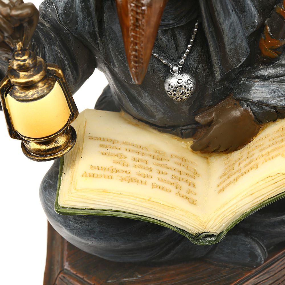 Dekofigur Apothecarius Pestdoctor auf Sarg 12 x 7 cm Bild 1