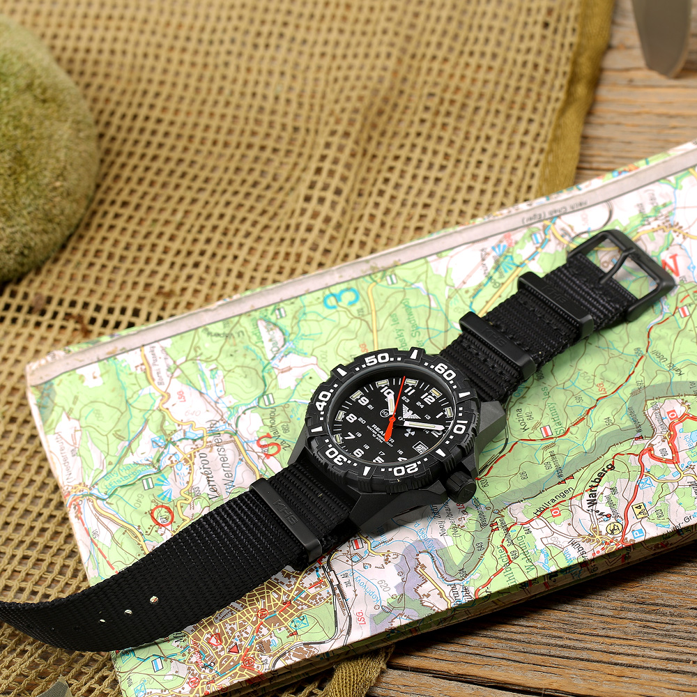 KHS Armbanduhr Reaper MKII Natoband schwarz Bild 1