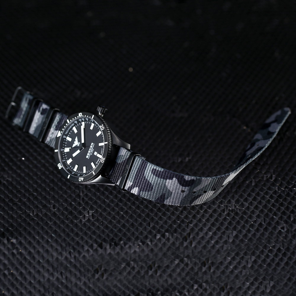 KHS Armbanduhr Seeker Black Steel Natoarmband camouflage schwarz Bild 1