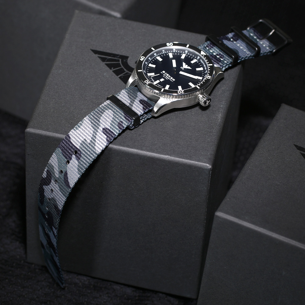 KHS Armbanduhr Seeker Steel Natoband Camouflage schwarz Bild 1