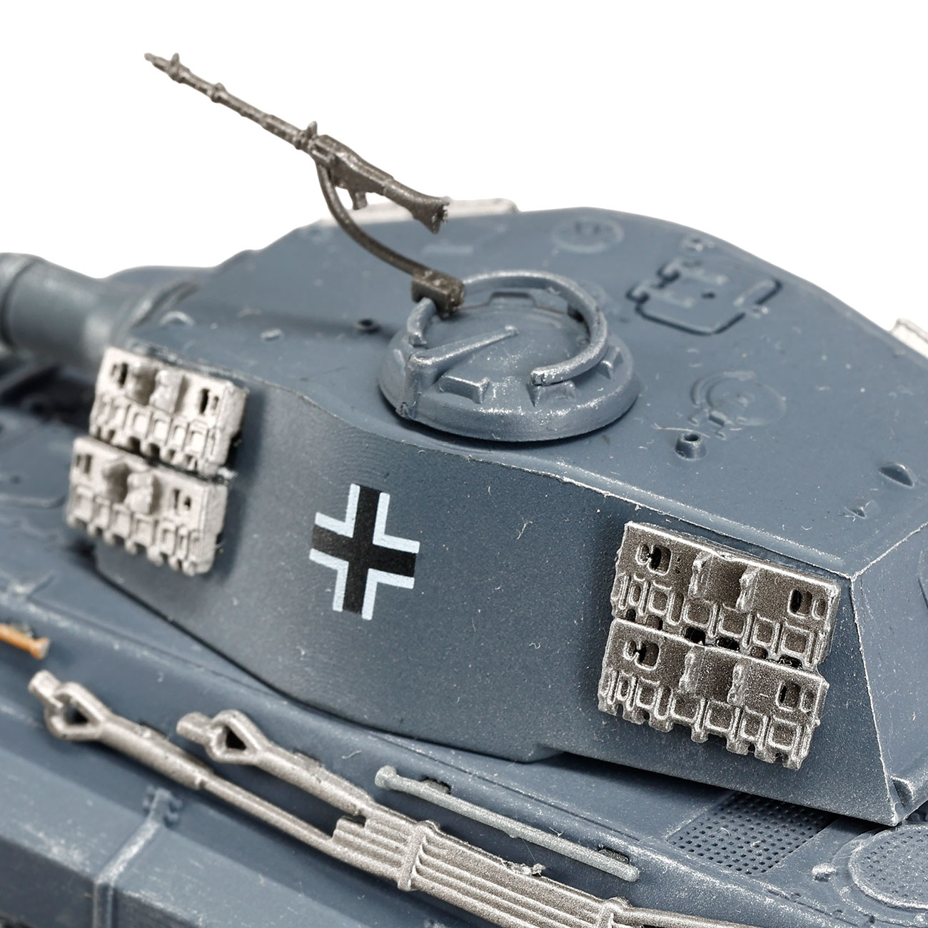 Techno 1:72 Panzer Sd.Kfz. 182 Tiger II Knigstiger Metallmodell Ausfhrung Berlin 1945 Bild 11