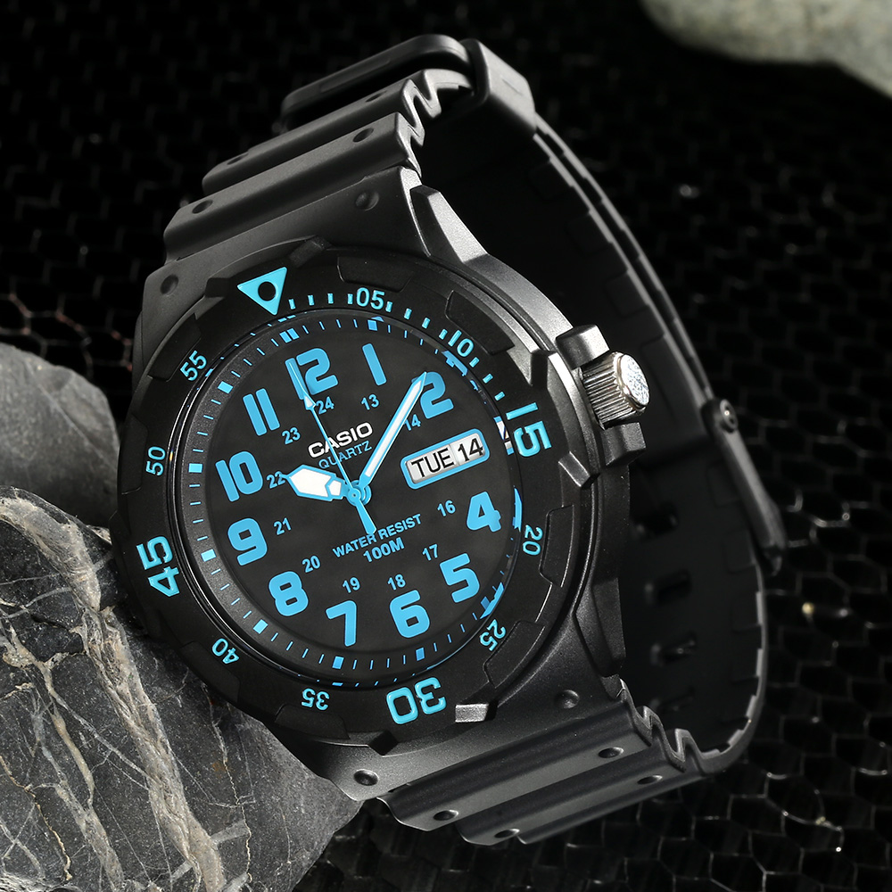 Casio Armbanduhr Collection MRW-200H-2BVEF schwarz blau Bild 1