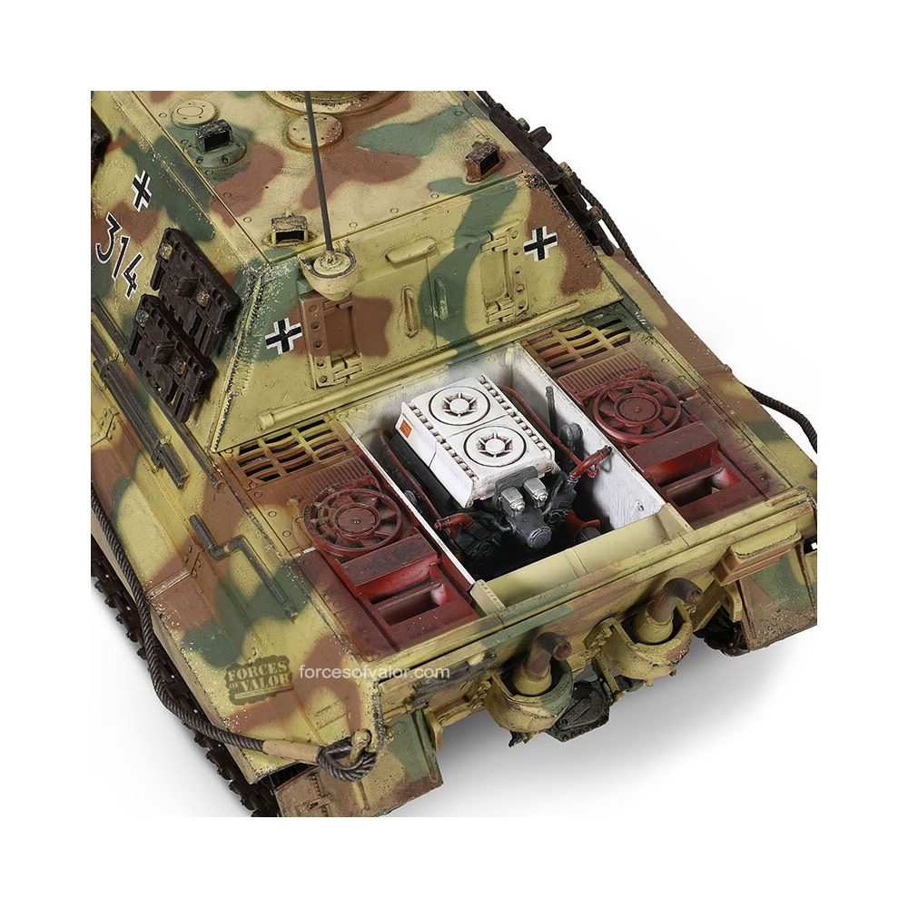 Forces of Valor Jagdtiger Porsche 1:32 Standmodell Bild 1