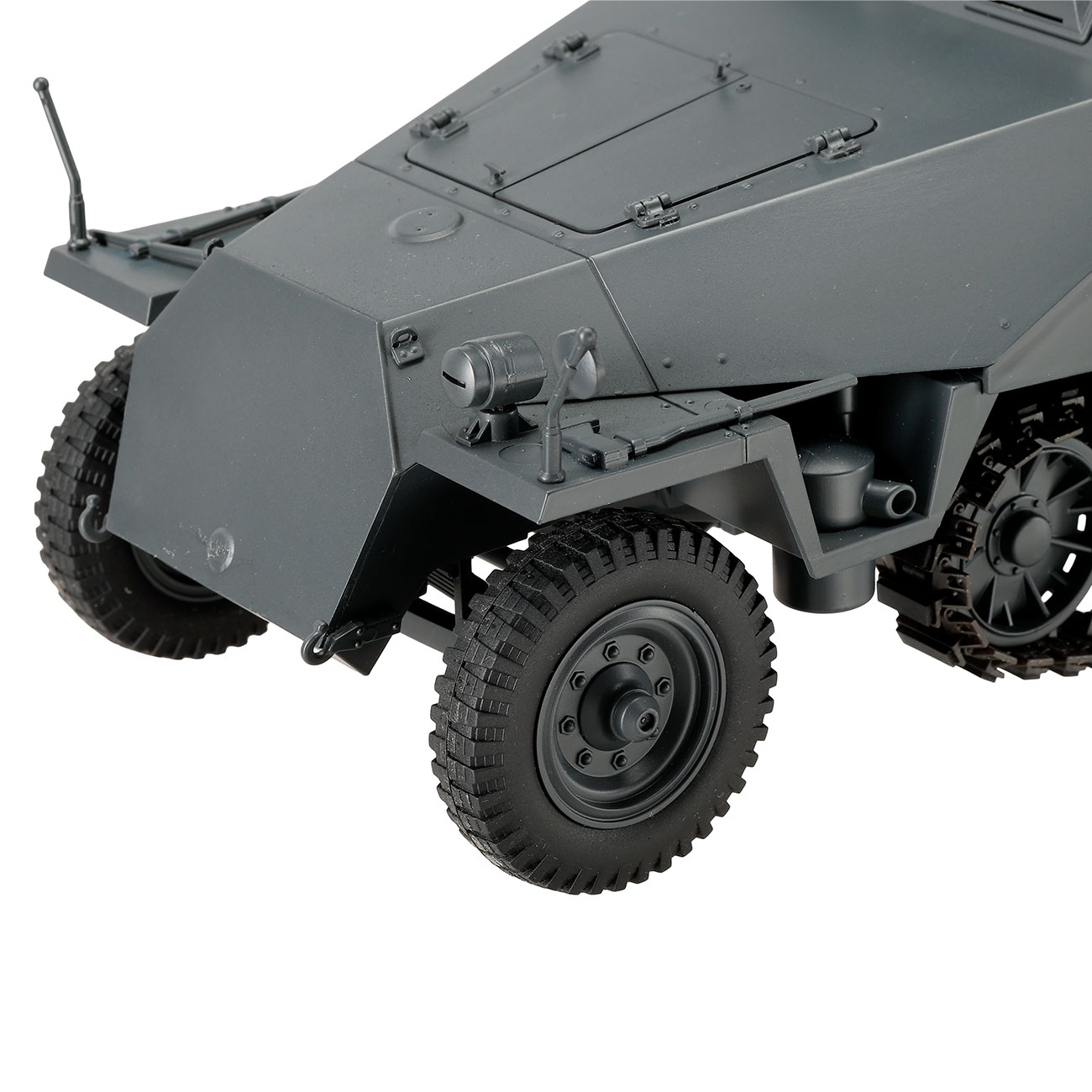 Torro RC 1:16 Sd. Kfz. 251/1 Ausf. D Halbkettenfahrzeug RTR Set mit Akku, Licht und Sound grau Bild 5