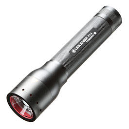 LED Lenser P14 Taschenlampe schwarz 800 Lumen Geschenkbox