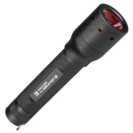 LED Lenser P5 Taschenlampe 140 Lumen schwarz inkl. Holster und Handschlaufe Bild 11