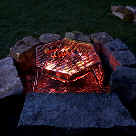 Origin Outdoors Grill- und Feuerstelle Hexagon 40 x 45 cm Edelstahl inkl. Tragetasche Bild 7