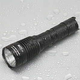 Nitecore LED-Taschenlampe MH25 V2 Jagdset 1300 Lumen inkl. Akku, Holster, Farbfilter, Kabelschalter und Koffer schwarz Bild 2