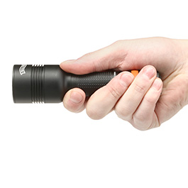 Walther LED Taschenlampe HFC1 1000 Lumen mit Rotlicht schwarz inkl. Handschlaufe, Gürteltasche und Gürtelclip Bild 9