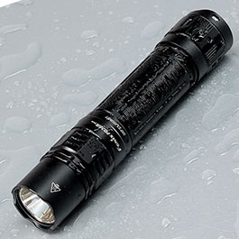 Kleinbild 1 Fenix PD36R Pro mit gratis Mini-Leuchte 6 Leuchtmodi inkl. Strobe 2800 lm wiederaufladbar inkl. USB-C-Kabel, Lanyard & Holst