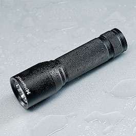 Kleinbild 1 Maximus LED-Taschenlampe M-FL-900 300 Lumen 5W 2 Leuchtstufen Strobe-Funktion inkl. G�rteltasche schwarz