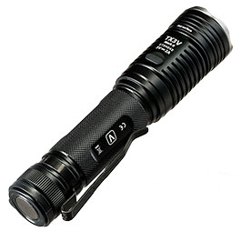 Kleinbild 4 Eagtac LED-Taschenlampe TX3V MKII 3650 Lumen 10 Leuchtmodi inkl. Strobe wiederaufladbar Powerbank-Funktion inkl. Holster Ladekab